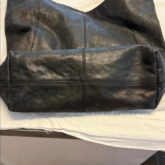 Lucky Brand Black Hobo Bag - Picture 5 of 9